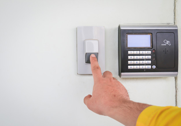 man-is-ringing-doorbell